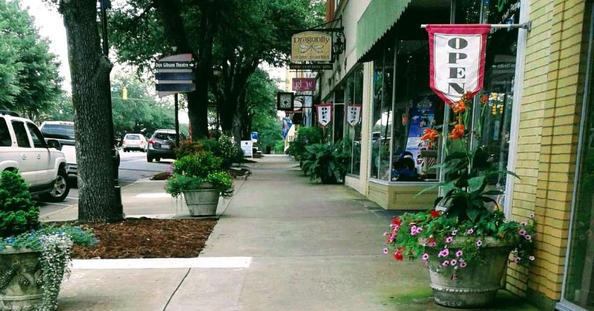 Downtown Shelby, NC local stores